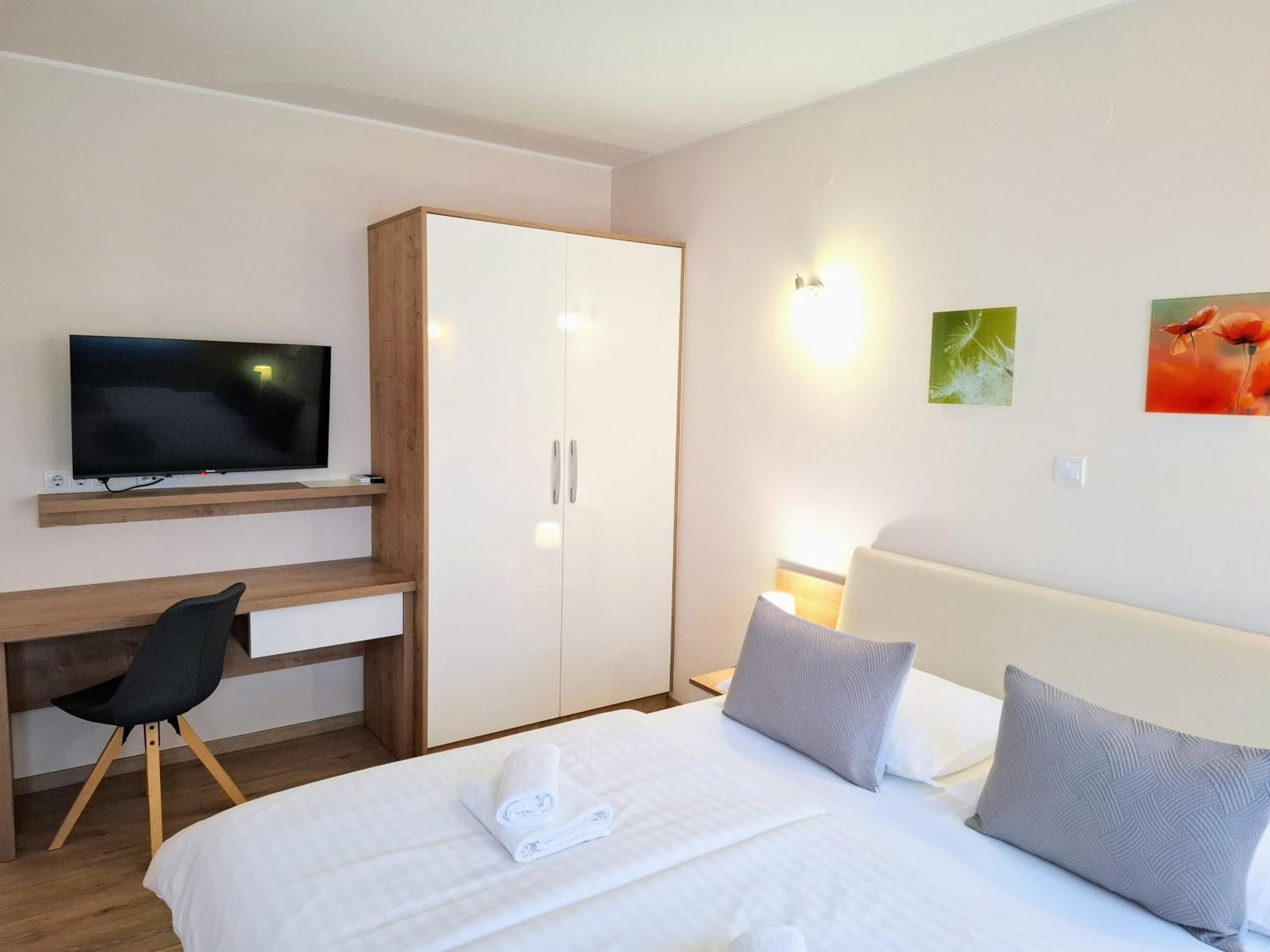 Guest House Ankora Skradin Bagian luar foto